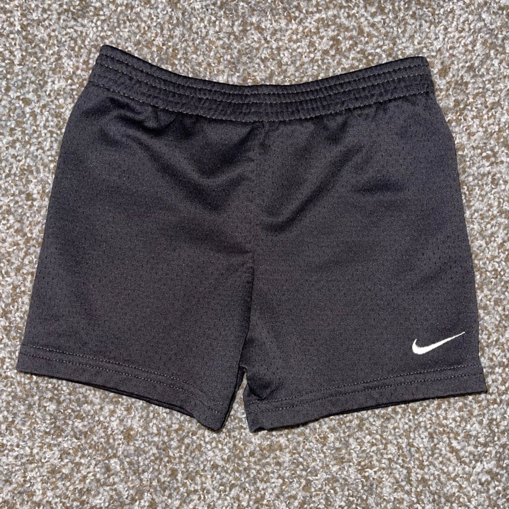 Nike toddler shorts